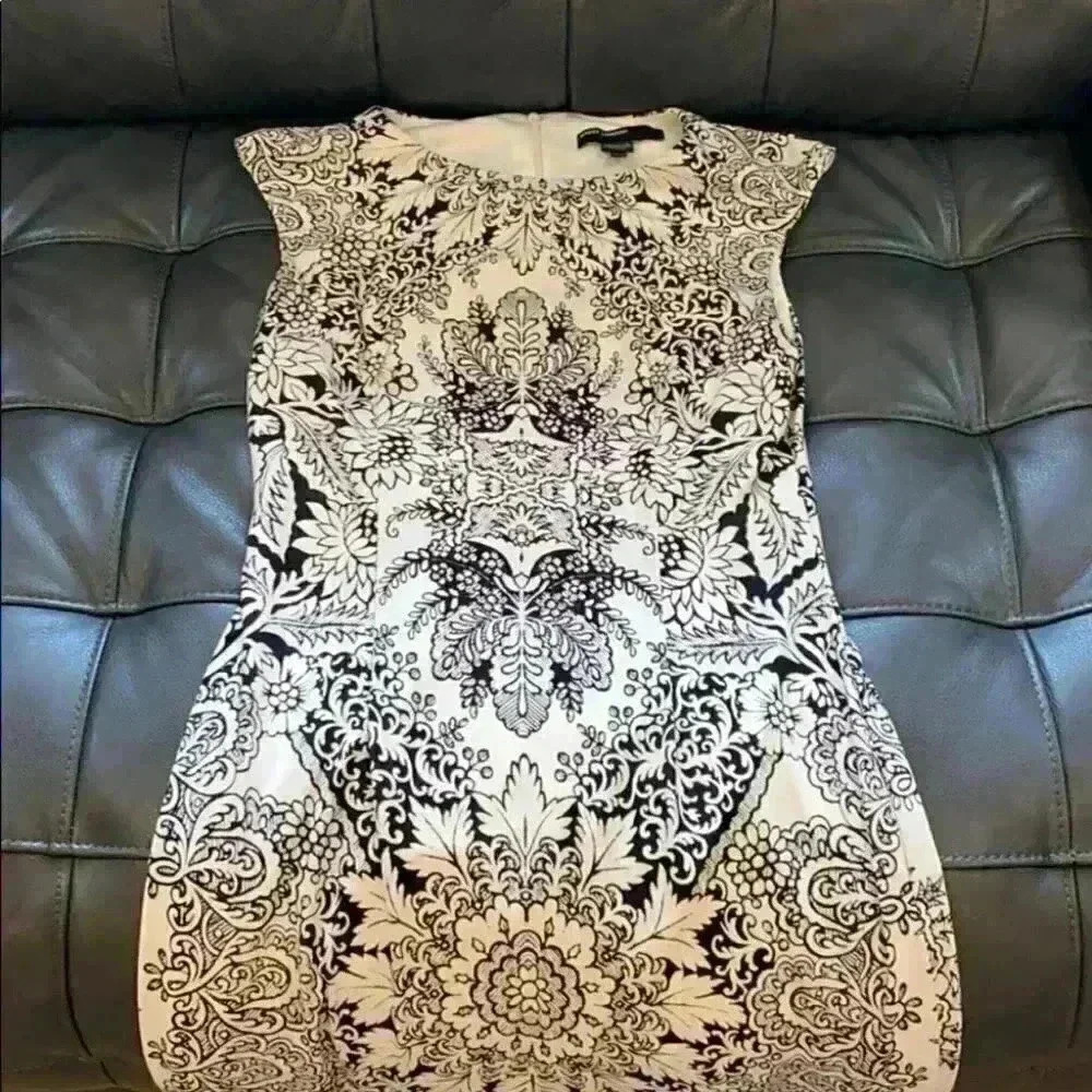 Maggy London White and Black Midi Work Dress—Size 4